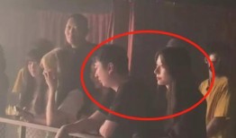 安溪网红吃瓜事件视频播放,视频播放引发全网热议